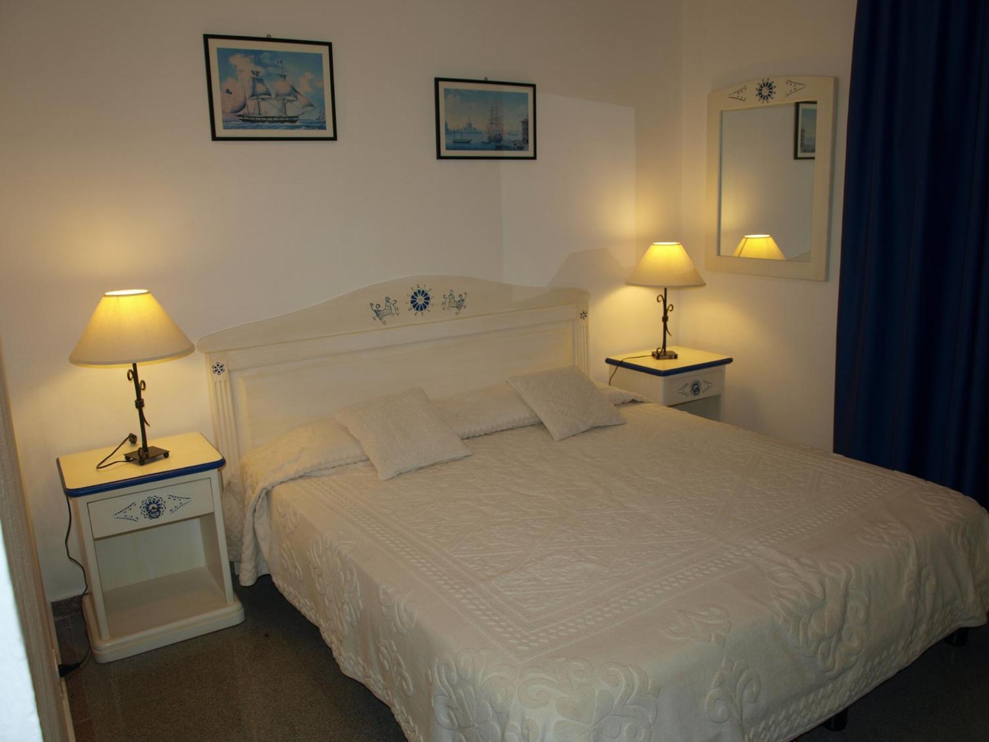 Hotel La Conchiglia La Maddalena  Ruang foto