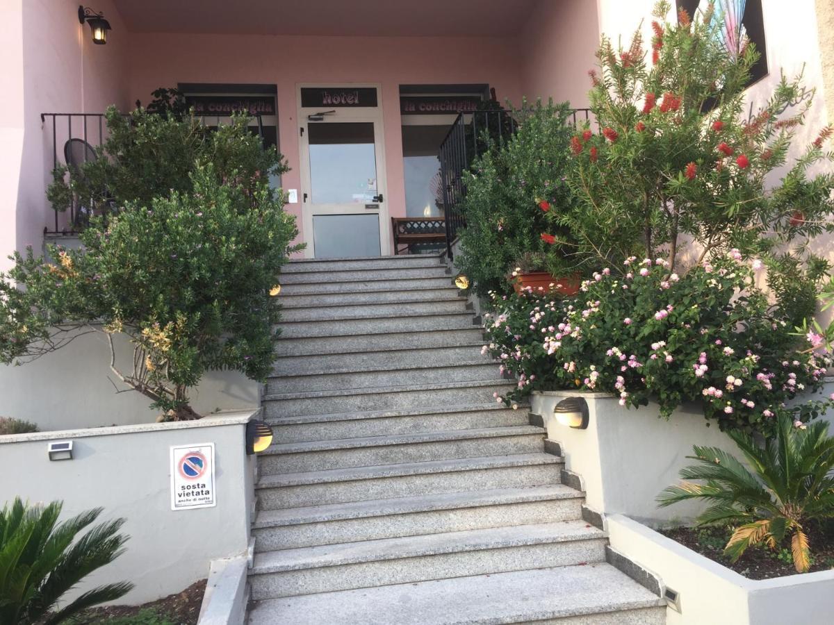 Hotel La Conchiglia La Maddalena  Bagian luar foto